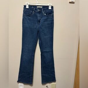 Levi’s 725 bootcut size 28